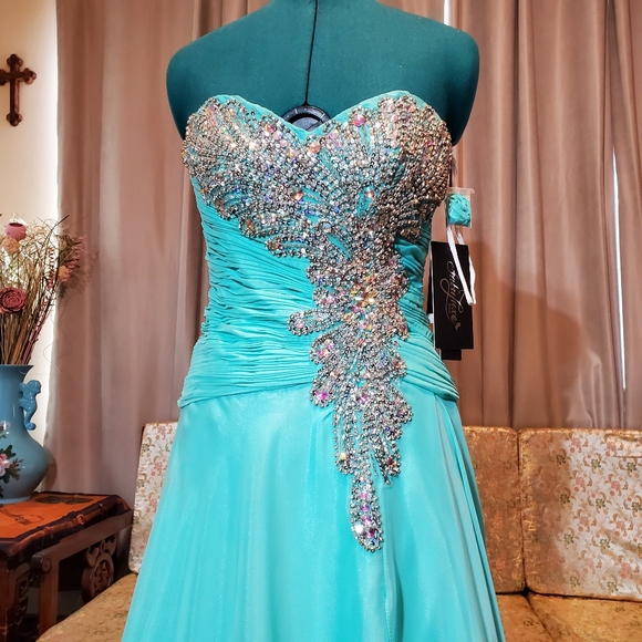 NWT Fabuluxe Couture Blue Evening Gown - Picture 10 of 11